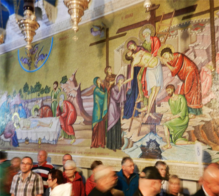 Grabeskirche, Mosaik der Kreuzabnahme