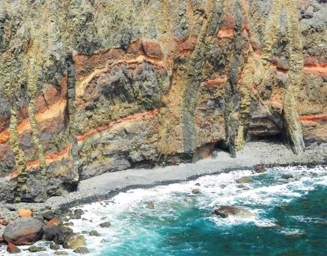 Vulkanische Geologie auf Ponta de Sao Laurenco