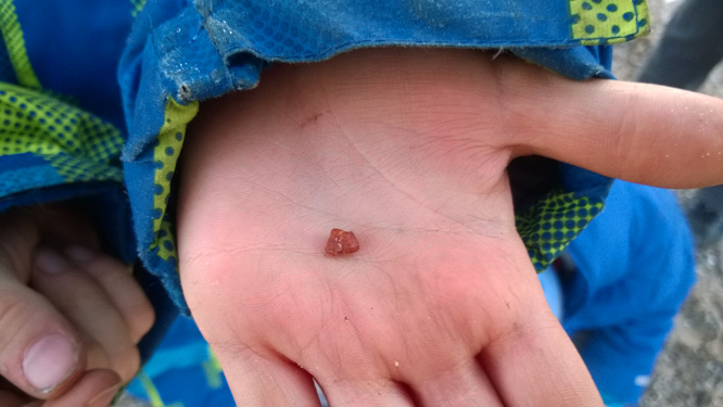 Bernstein, gefunden am Strand von Swinemünde