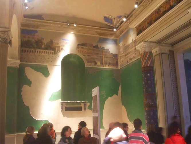 Ein erster Blick ins Neue Museum, Berlin