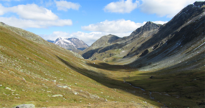 Trogtal auf dem Weg zum Peischlach Törl